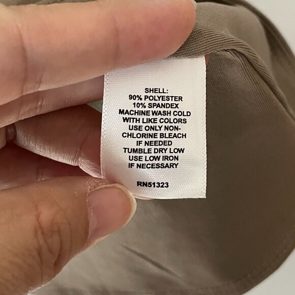 Halogen Women's Brown Sleveless V-Neck Collared Knit Top Size Small NWOT - Picture 7 of 8